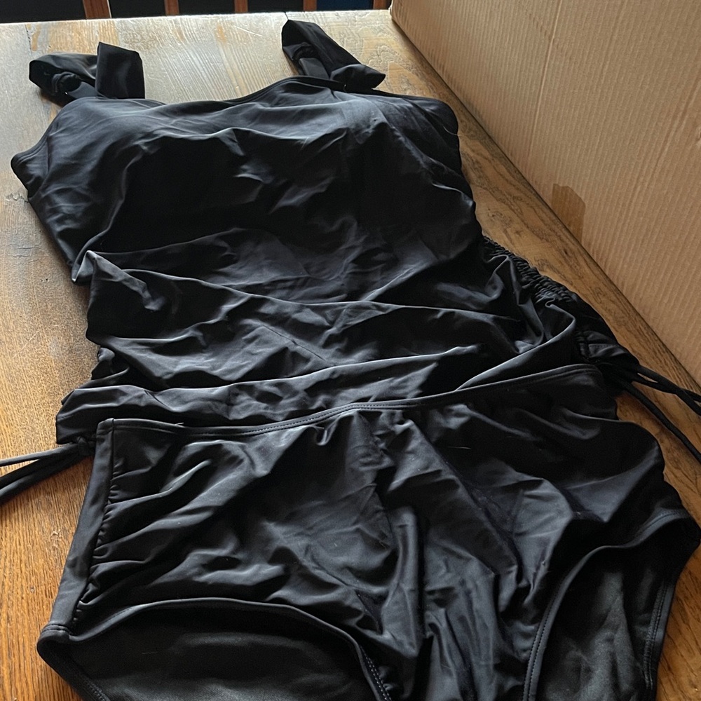 Black Tankini Swimsuit Set Bathing Suit NWOT